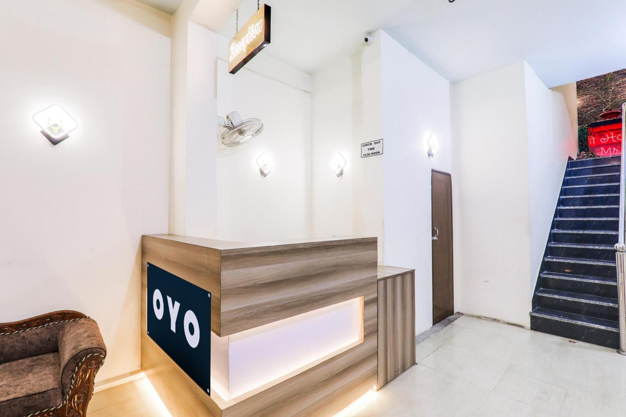 Hotel O Shree Hotel Mriduni Varanasi Exterior photo